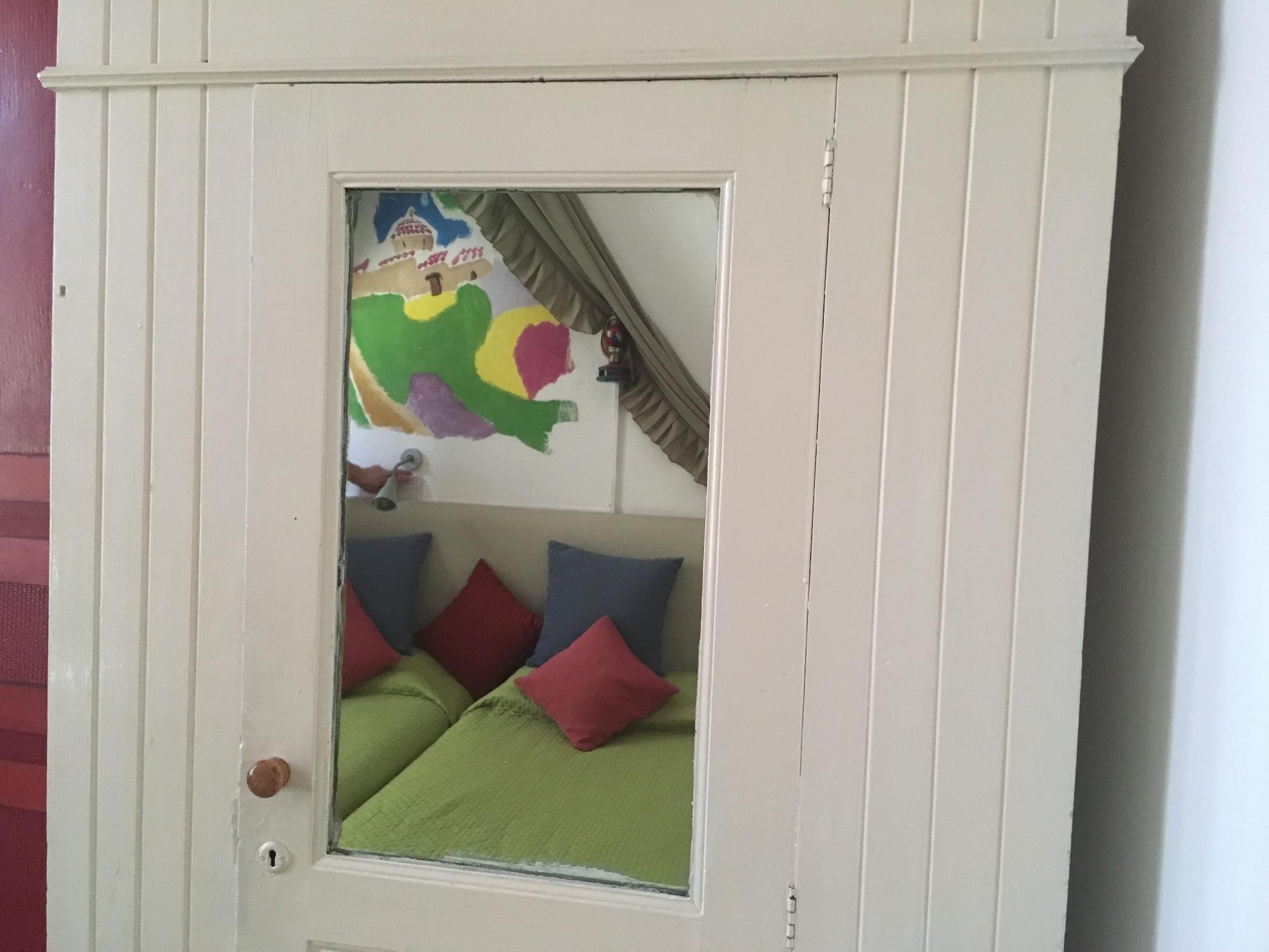 מלון Kiniras Traditional & Restaurant 3*